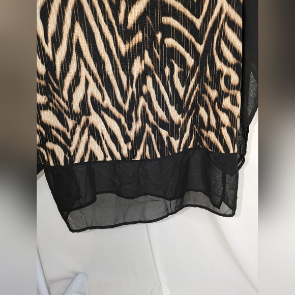 Chico's Animal Print Blouse - Picture 3 of 9